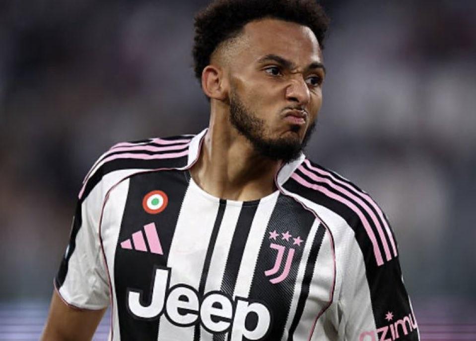 斯基拉：水晶宫和桑德兰有意劳埃德-凯利，但球员想留在尤文